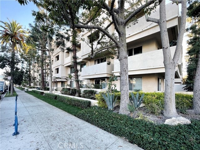 Building Photo - 535 Magnolia Ave