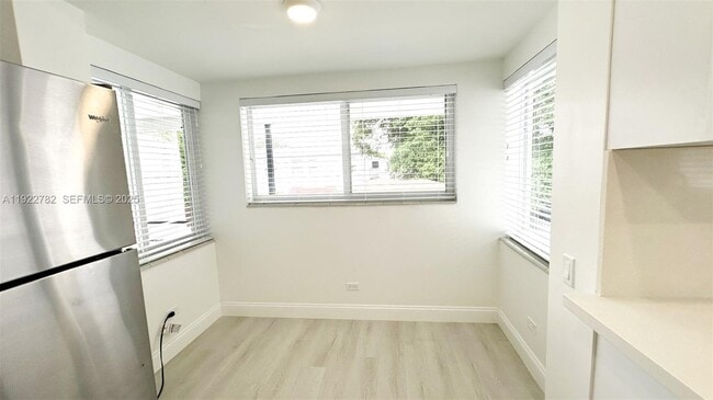 Building Photo - 2240 SW 16th Ct