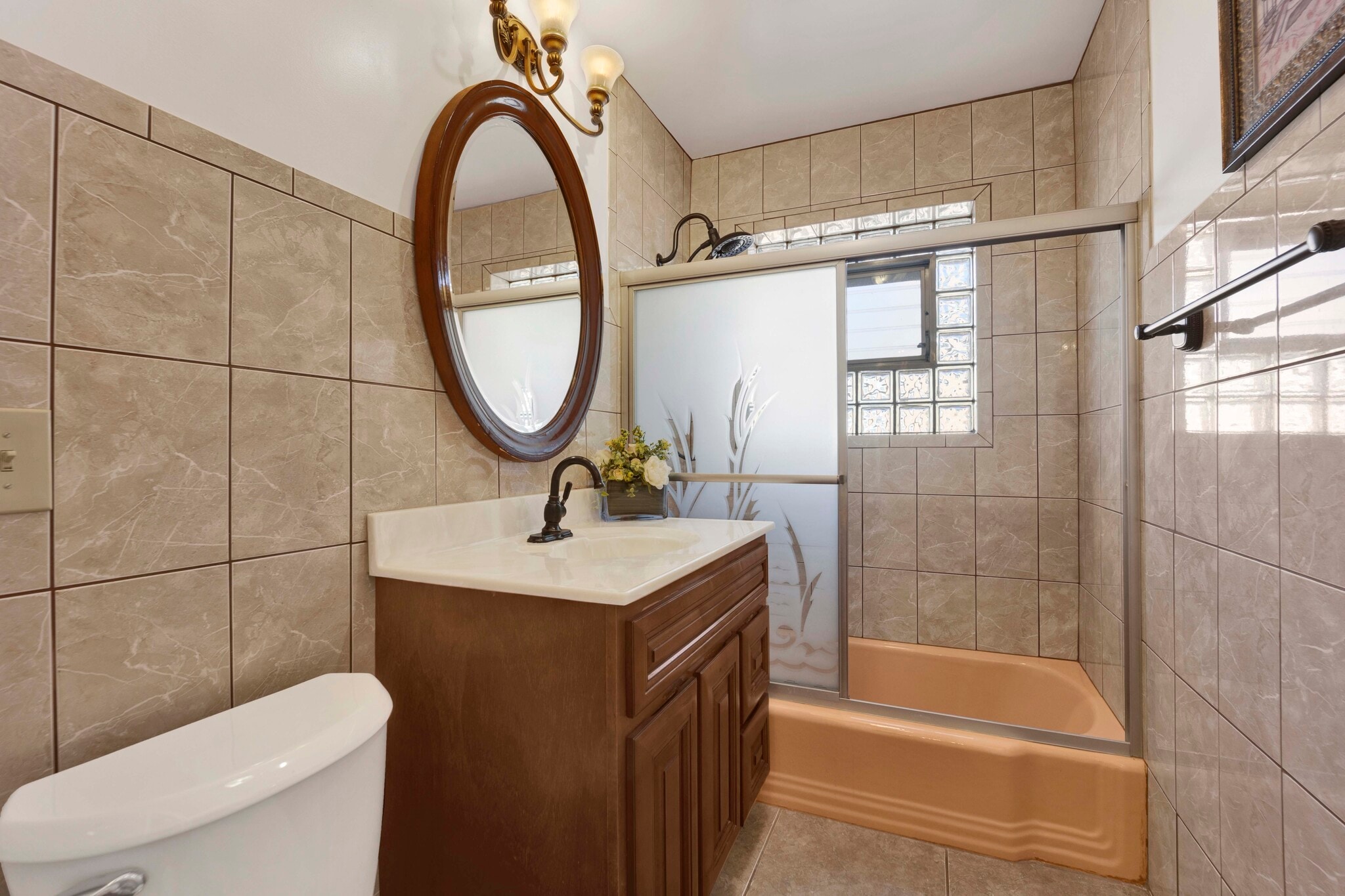 Building Photo - 9410 Lawler Ave