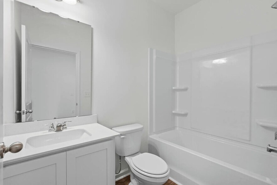 Building Photo - 1305 Morris Lp