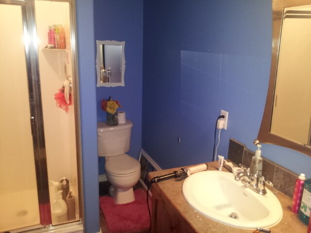 Building Photo - Beautiful Home in Syracuse for Rent