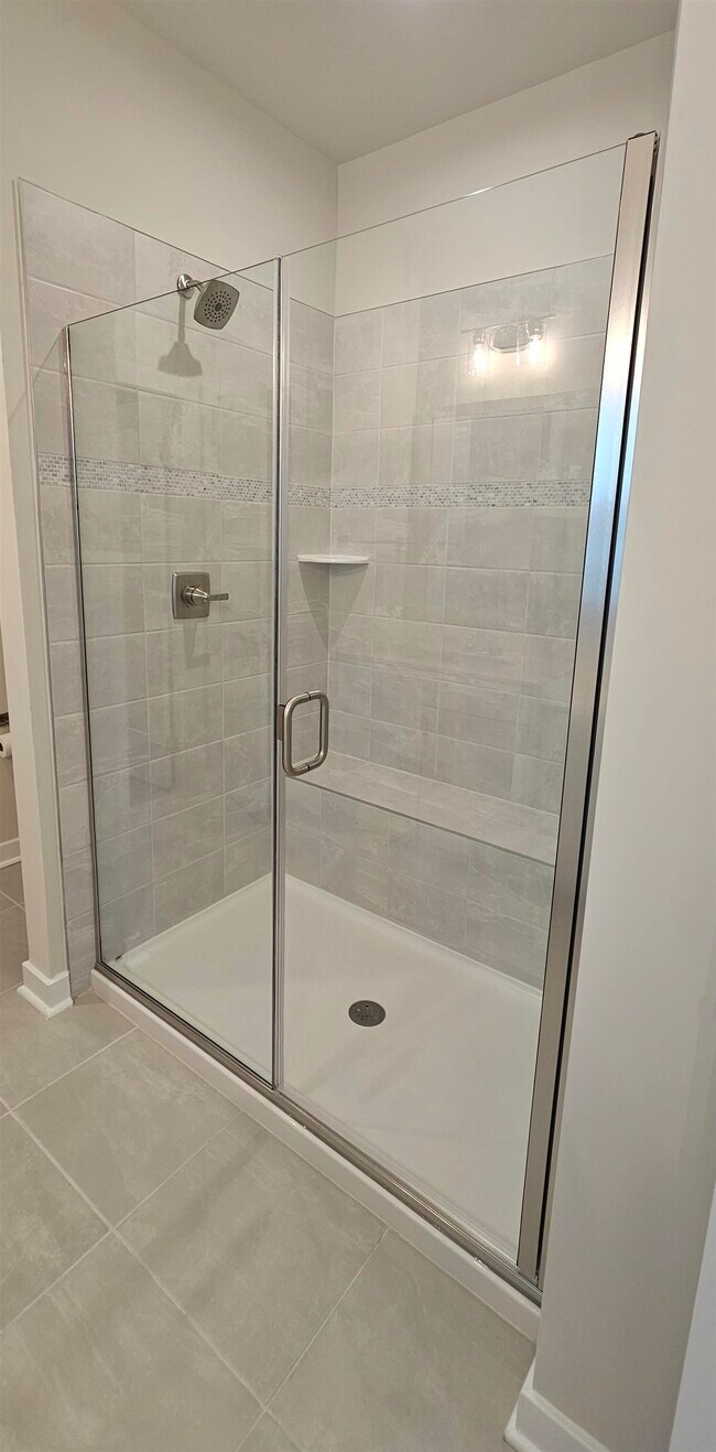 Building Photo - 2313 Hazel Wy