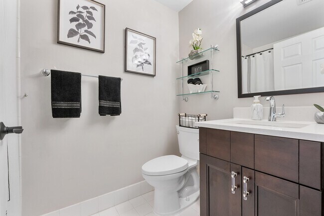 Building Photo - 5029 Heron Pl