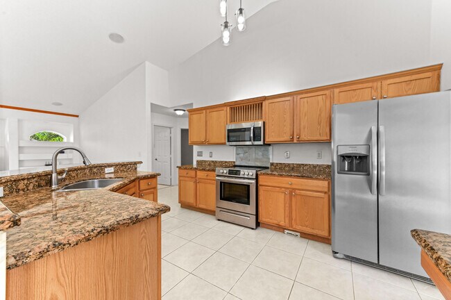 Building Photo - 681 SW Saragossa Ave