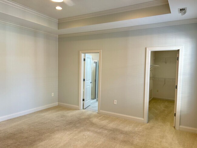 Building Photo - Oak Ridge at Plantation Landing | 4 Bedrooms, 3 Baths