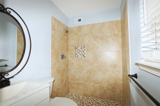 Building Photo - 24 Kingfish Ln