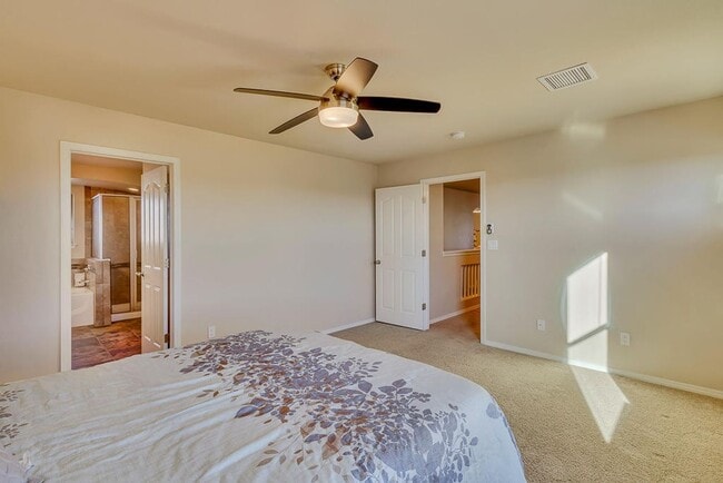 Building Photo - Lovely 4 bedroom, 2.5  in West Side El Paso!!