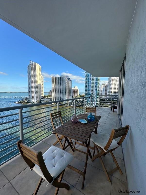 Building Photo - 325 S Biscayne Blvd