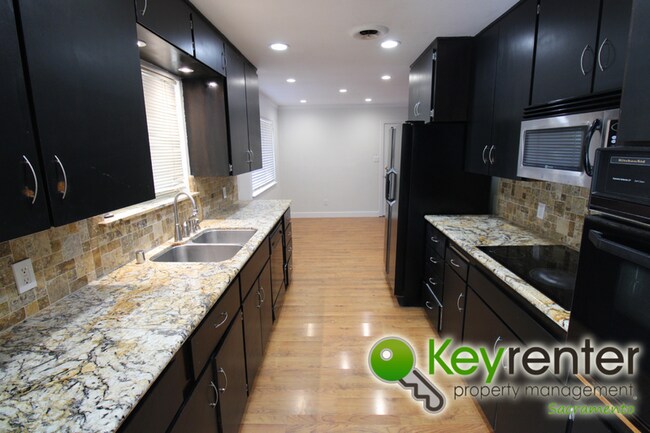 Building Photo - 4741 Foster Way