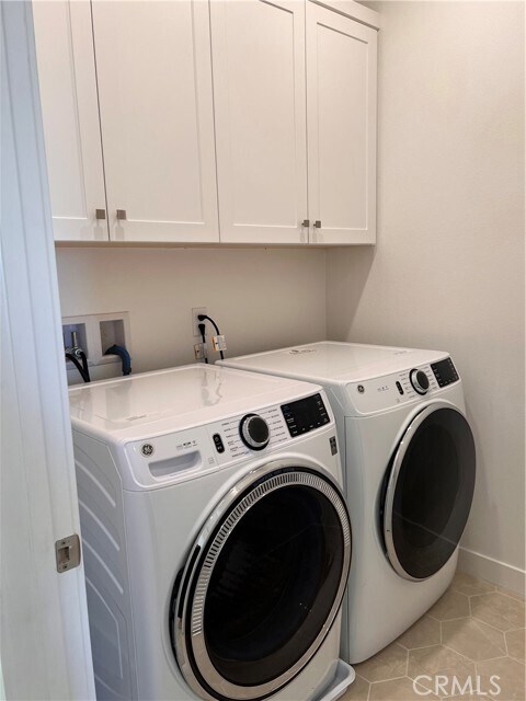 Building Photo - 26909 Pathfinder Ln