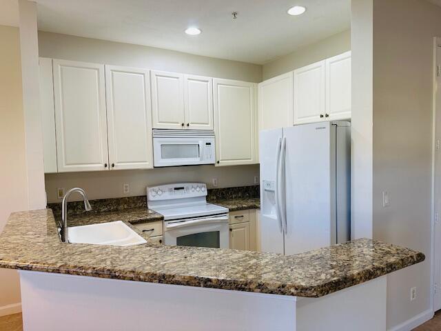 Building Photo - 4390 Berkshire Wharf Dr