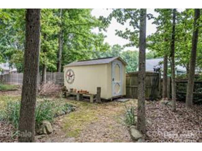 Building Photo - 4215 Suttle Pl