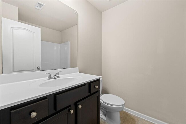 Building Photo - 2365 Bellyard Dr