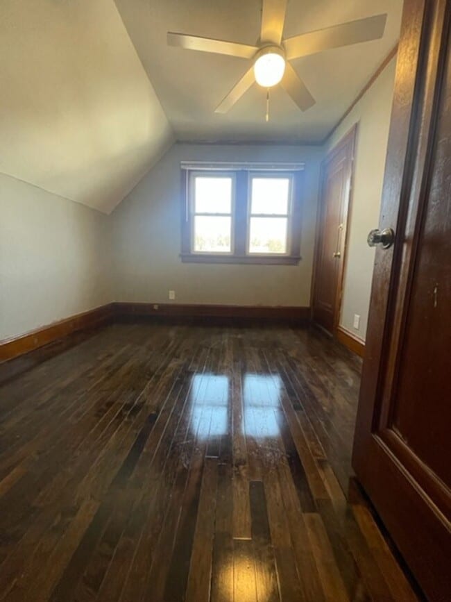 Building Photo - 3130N45thM