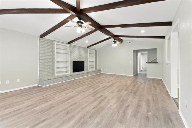 Building Photo - 2865 Meadowbrook Dr