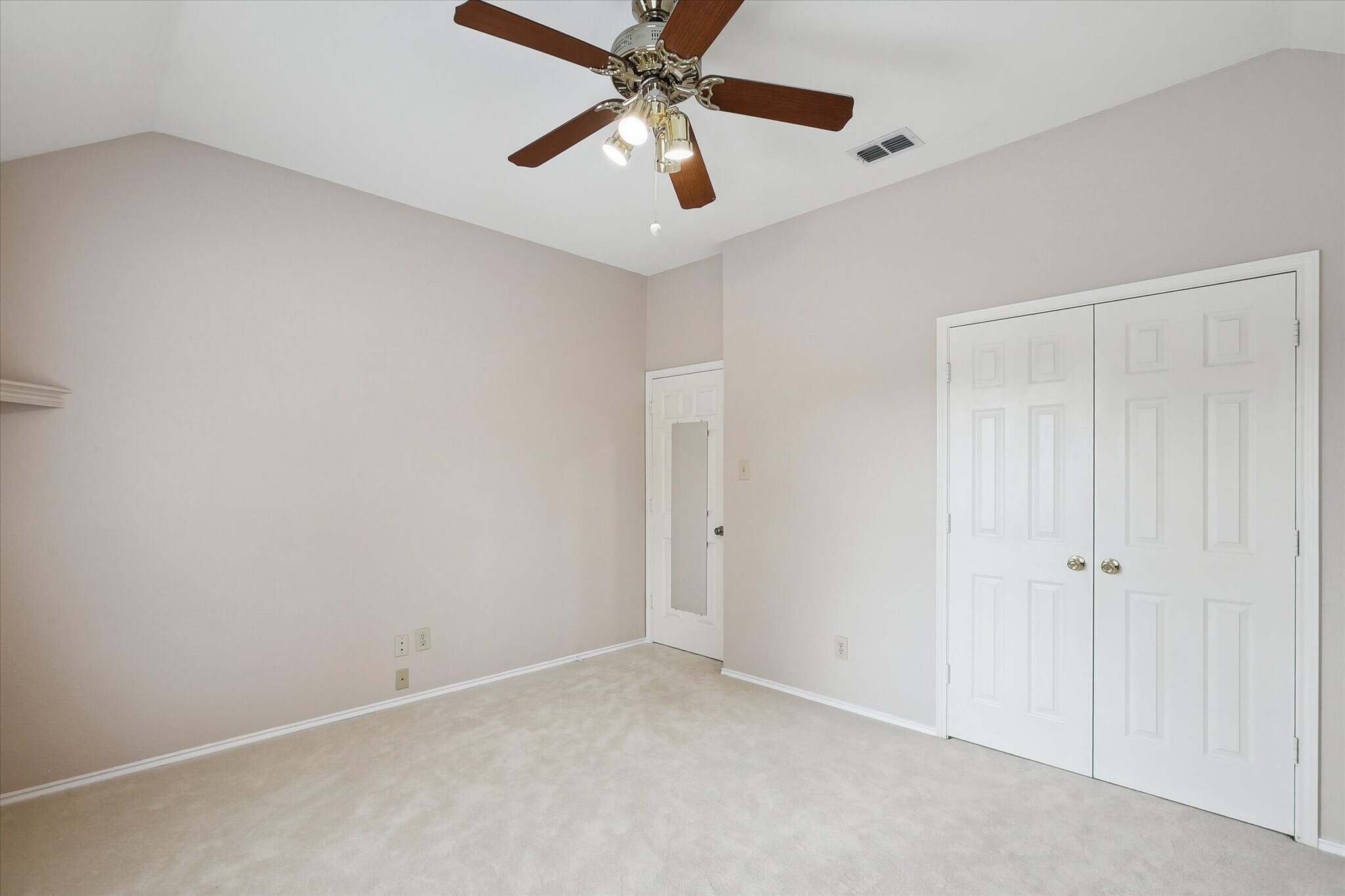 Building Photo - 7100 Amethyst Ln