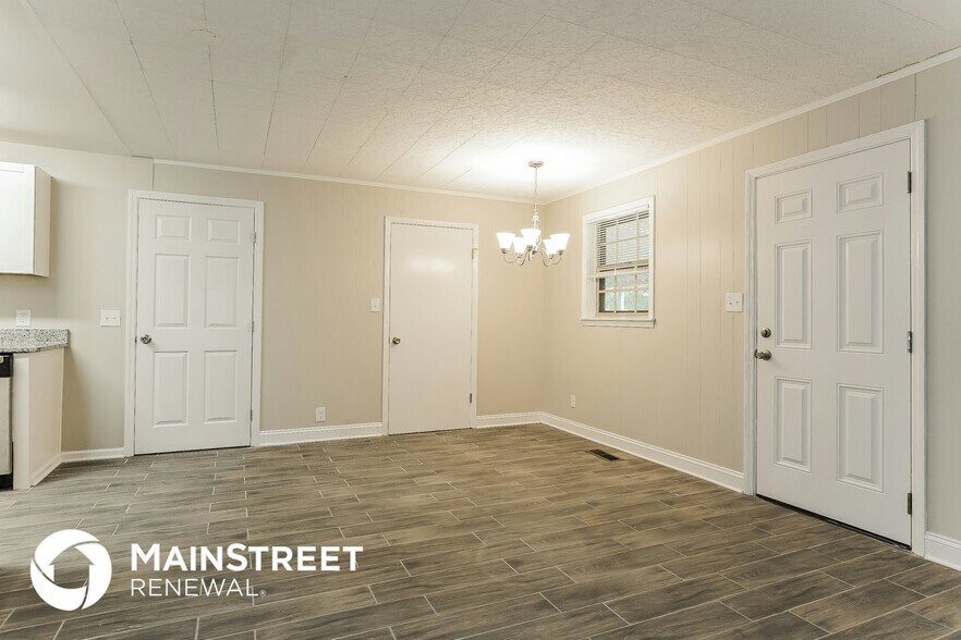 Building Photo - 510 King Valley Cir