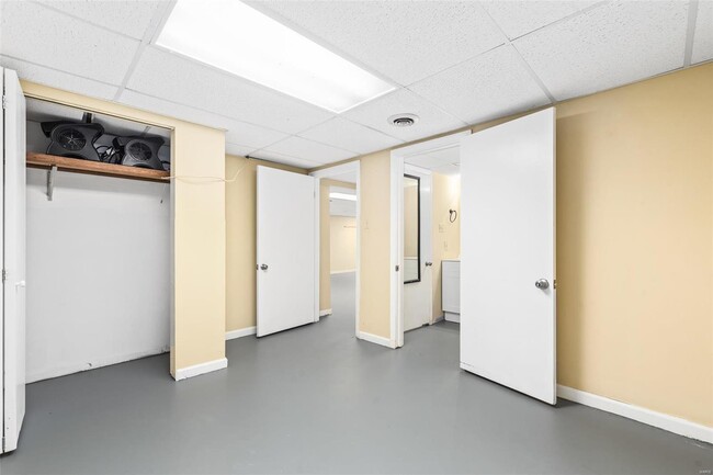 Building Photo - 767 Wenneker Dr