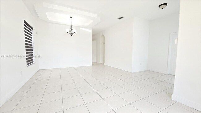 Building Photo - 14941 SW 26th Terrace