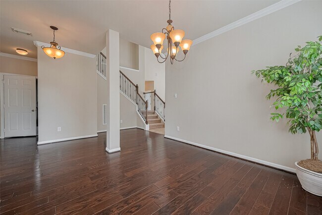 Building Photo - 15 Wenoah Pl