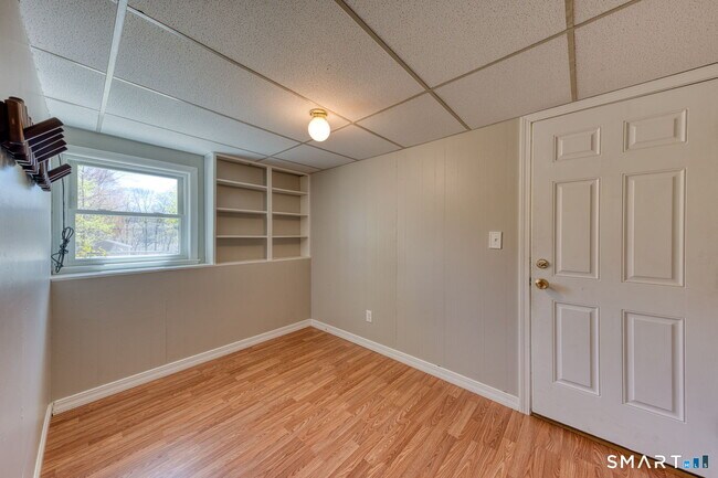 Building Photo - 371 Warrenville Rd
