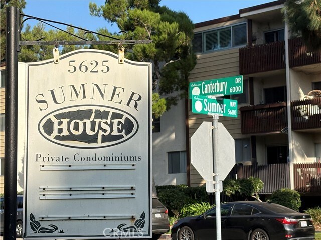 Building Photo - 5625 N Sumner Way