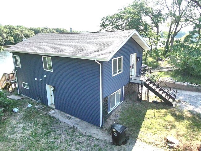 Building Photo - 5801 Juniper Ave