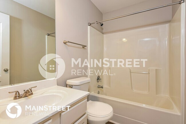 Building Photo - 3823 Refinement Way