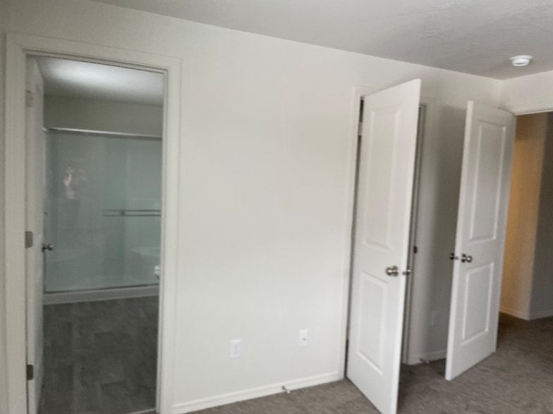 Building Photo - 1328 W Javelin St