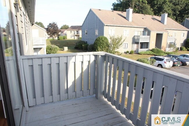 Building Photo - 9006 Tamarron Dr