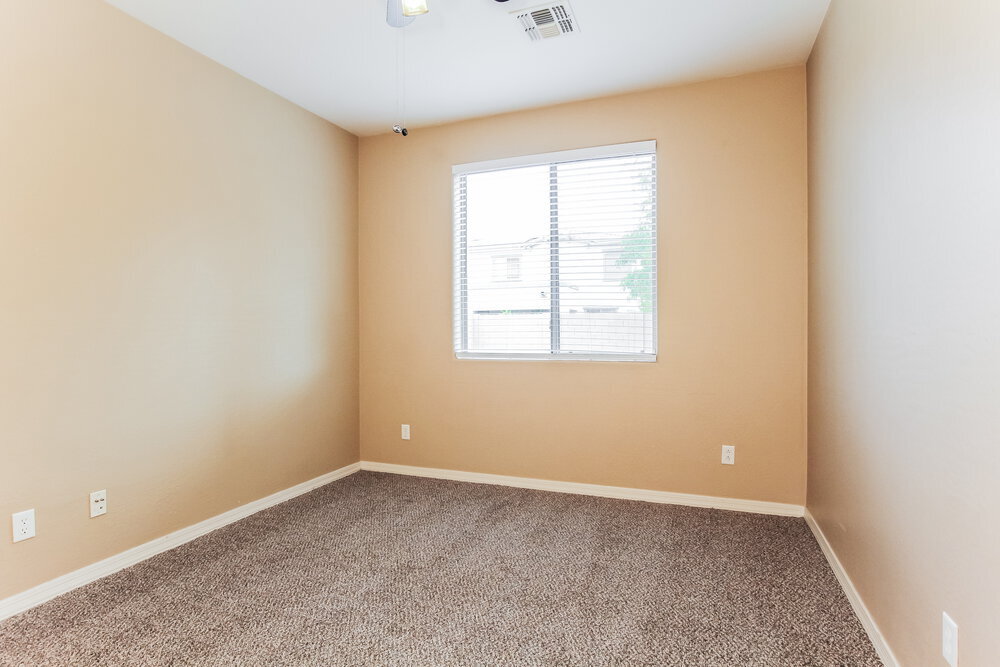 Building Photo - 4261 N 157th Ave