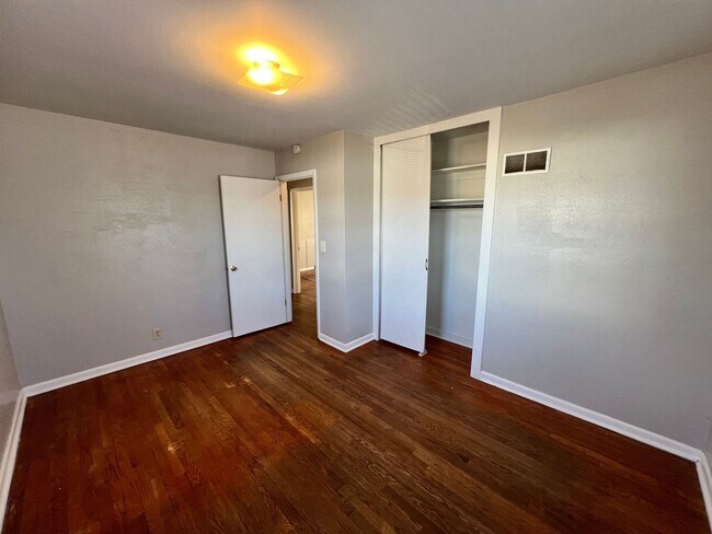 Building Photo - 3-Bed, 2-Bath Home with Finished Basement