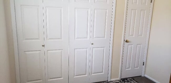 Building Photo - 217 Foss St W