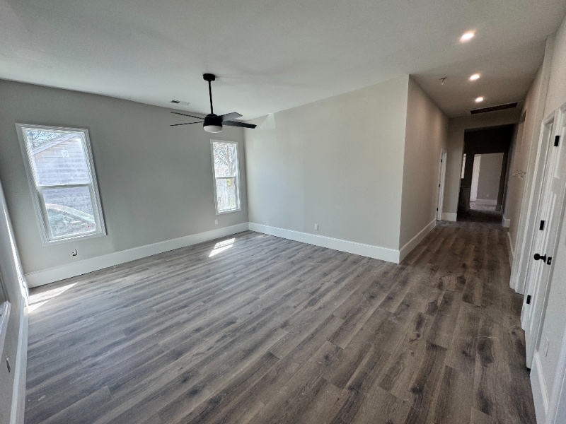 Building Photo - 144 Walnut St