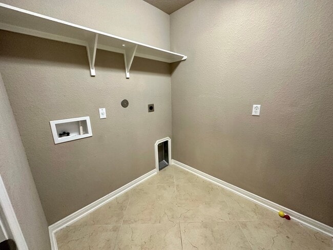 Building Photo - 2709 Keathley Dr