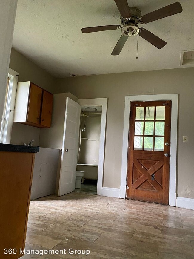 Building Photo - 2 br, 1 bath House - 14 Linden Avenue