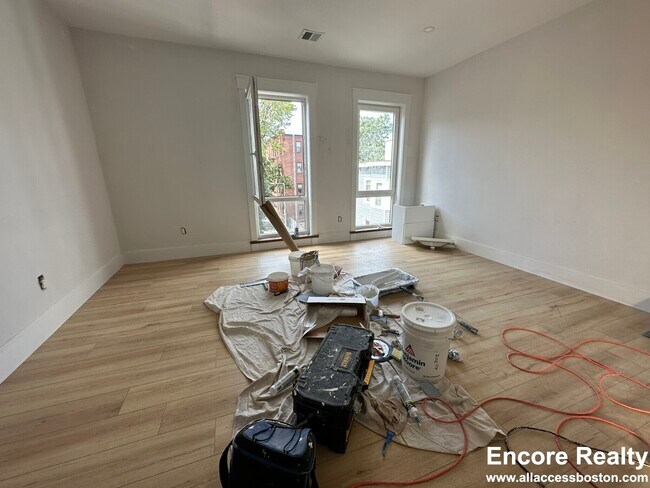 Building Photo - 100 Mt Pleasant Ave