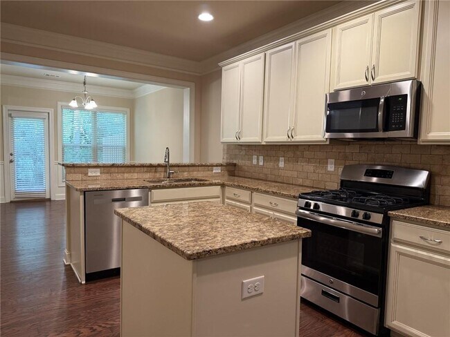 Building Photo - 3160 Cross Creek Dr