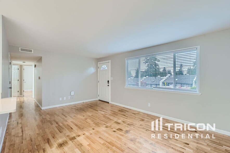 Building Photo - 2713 SW 327th St