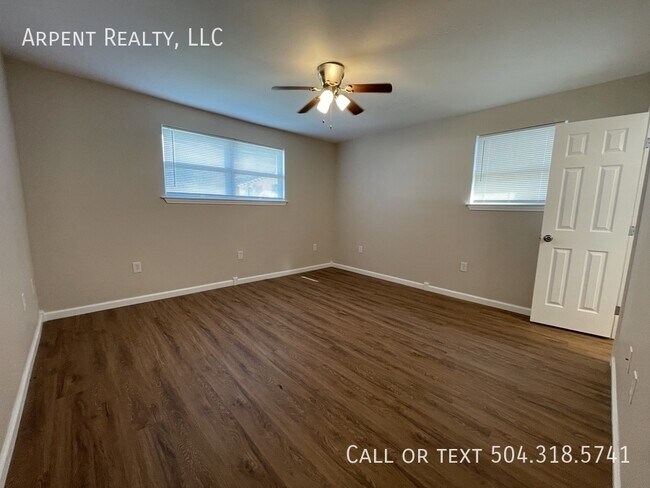 Building Photo - 1013 Cougar Dr