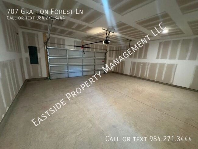 Building Photo - 707 Grafton Frst Ln