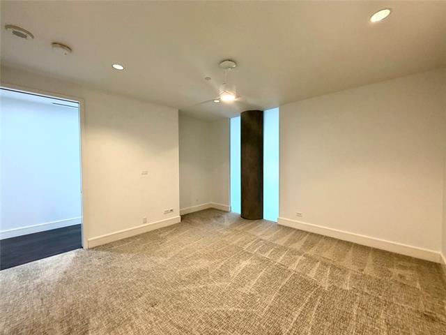 Building Photo - 2408 Victory Park Ln