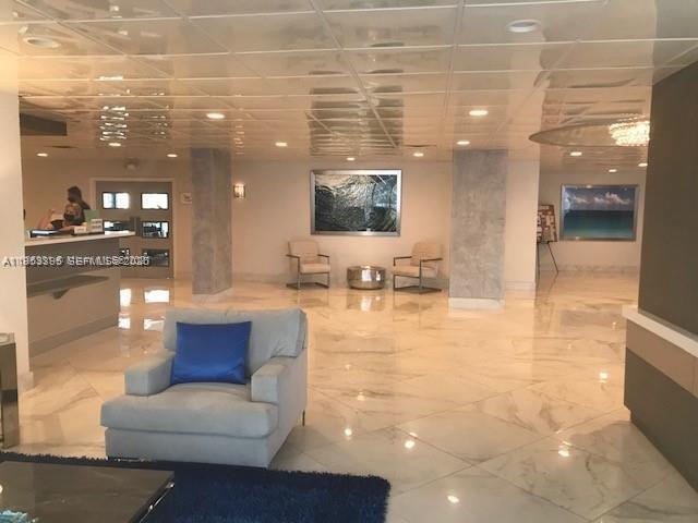 Building Photo - 3850 Galt Ocean Dr