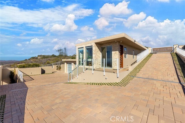 Building Photo - 3355 Alta Laguna Blvd