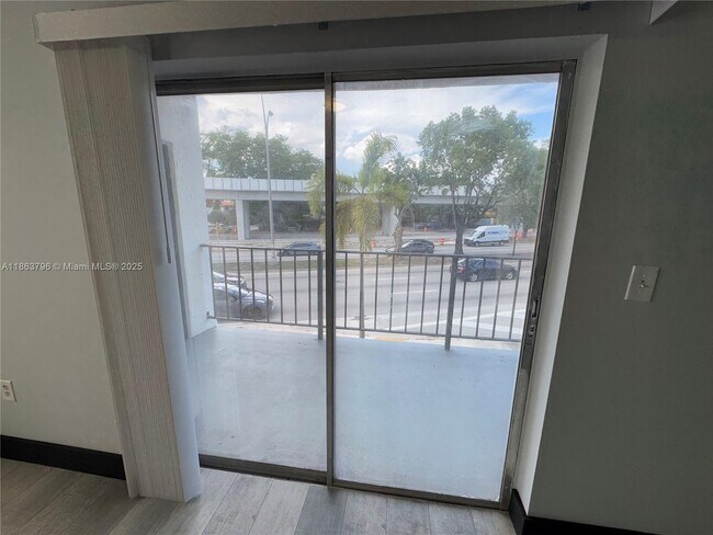 Building Photo - 3300 S Dixie Hwy