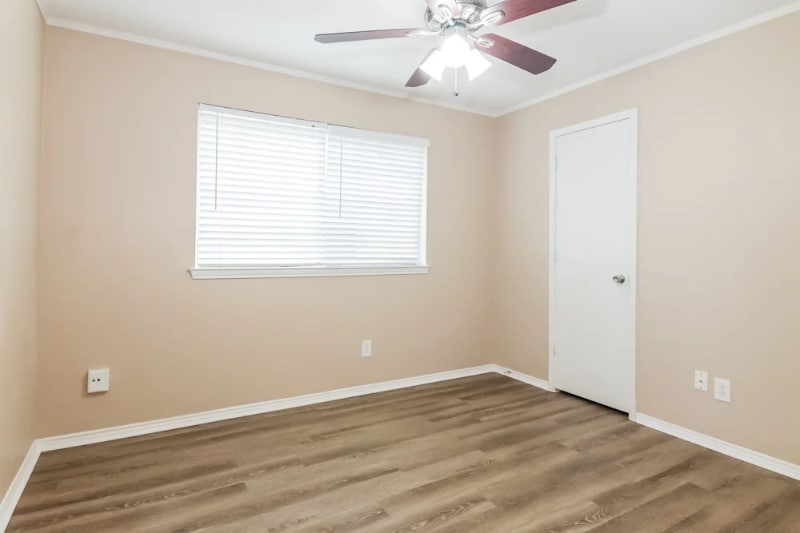 Building Photo - 4152 Hathaway Dr