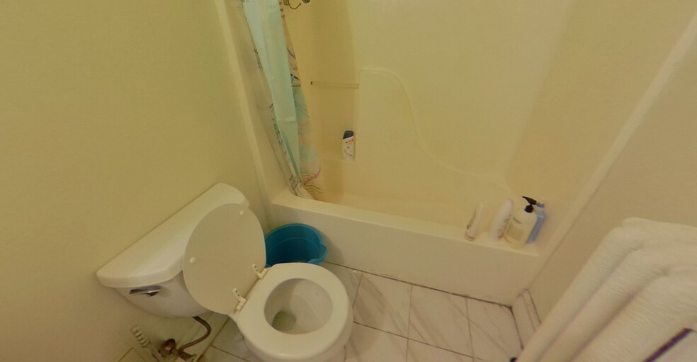 Building Photo - 1130 Commonwealth Ave