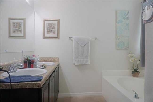 Building Photo - 1061 Suffragette Cir