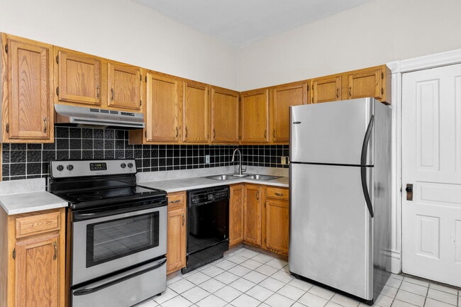 Building Photo - 1015 Ann Ave