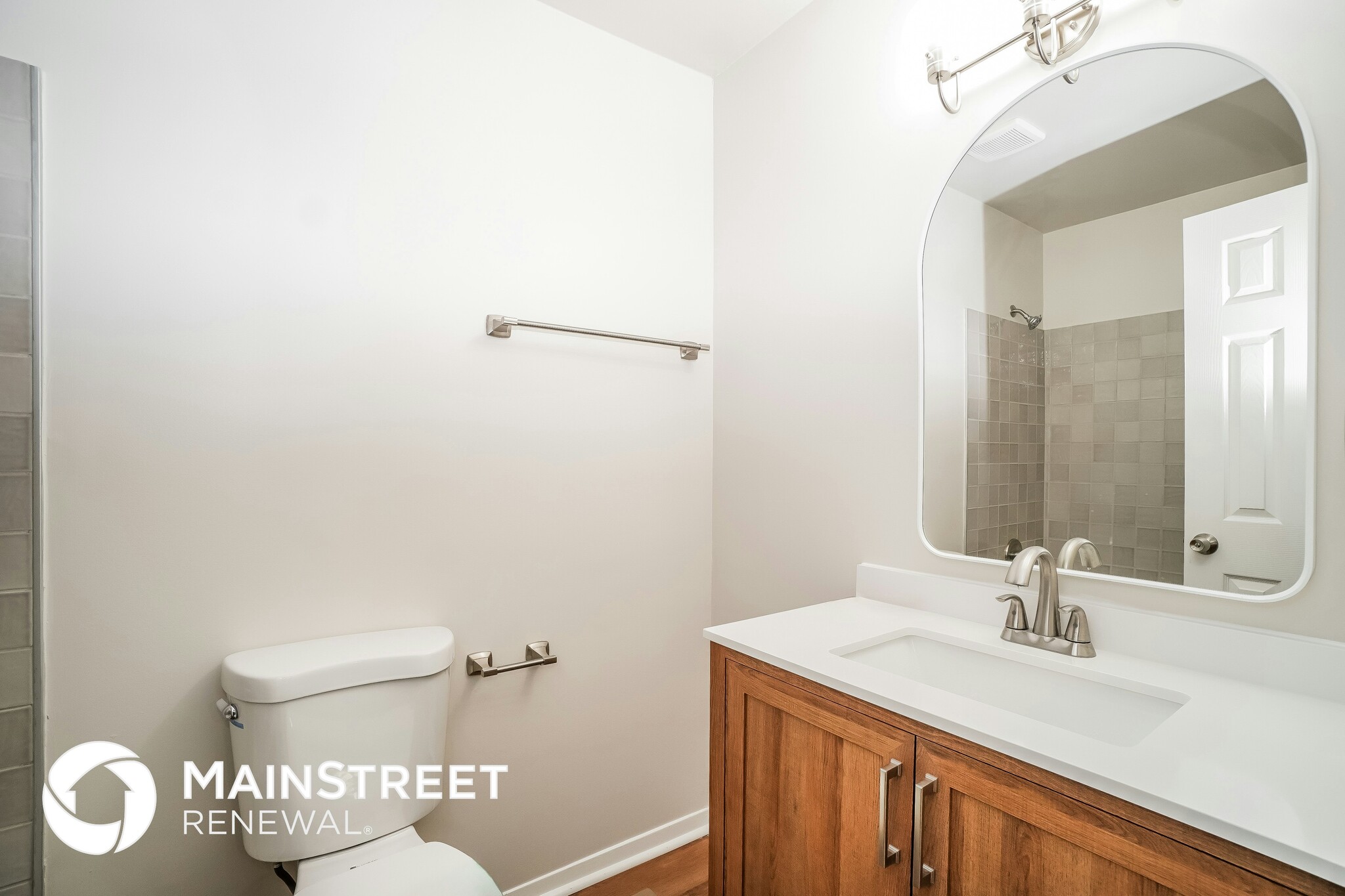 Building Photo - 5761 Ricardo Dr